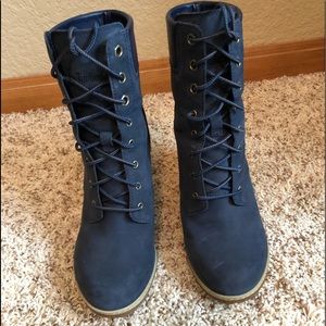 Timberland blue suede boots